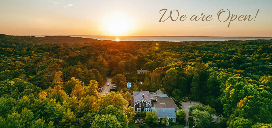lambert's cove inn & resort overview