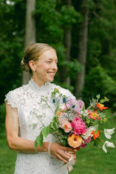 katie-john-wedding-lamberts-cove-inn-14